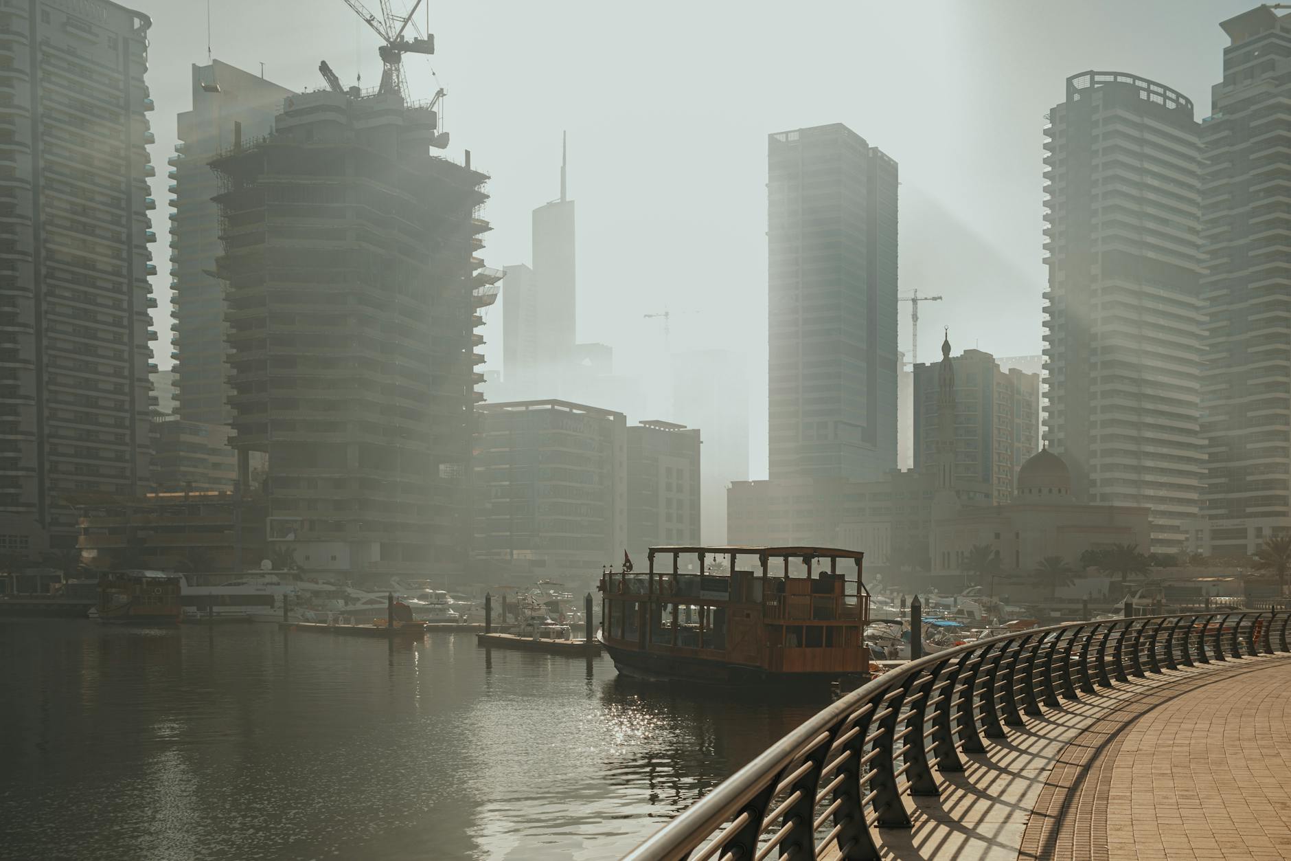 Guide to UAE Long-term Business Credit - A Financial Guide for Dubai Residents